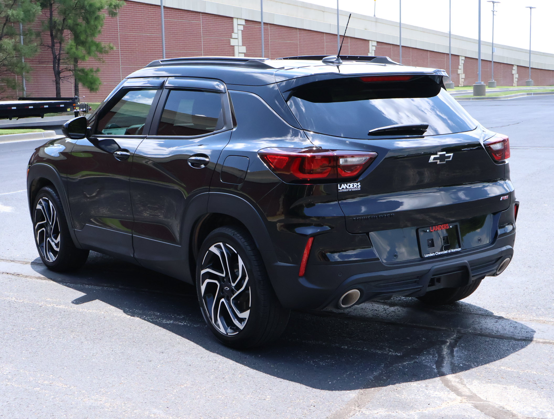 Used 2025 Chevrolet TrailBlazer RS w/ Convenience Package FWD image 7