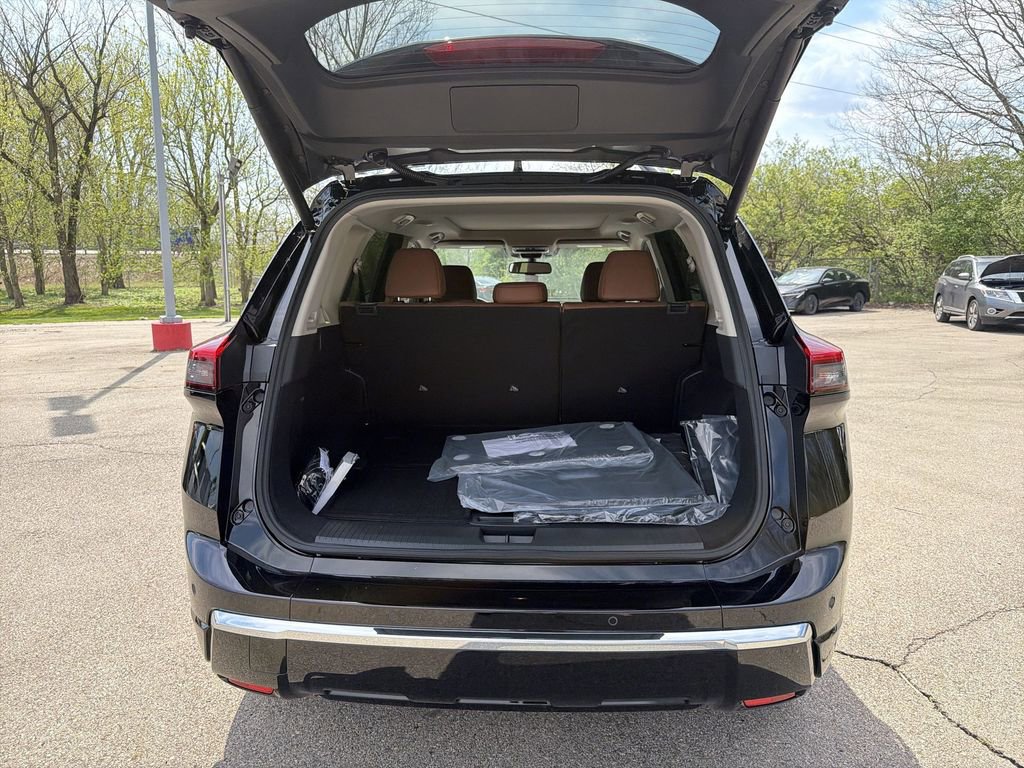 New 2026 Nissan Rogue Platinum AWD/4WD image 15