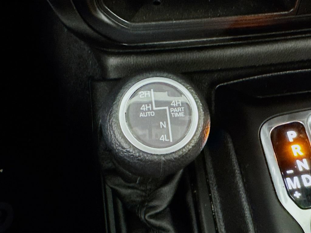 Used 2023 Jeep Wrangler Unlimited w/ Cold Weather Group AWD/4WD image 20