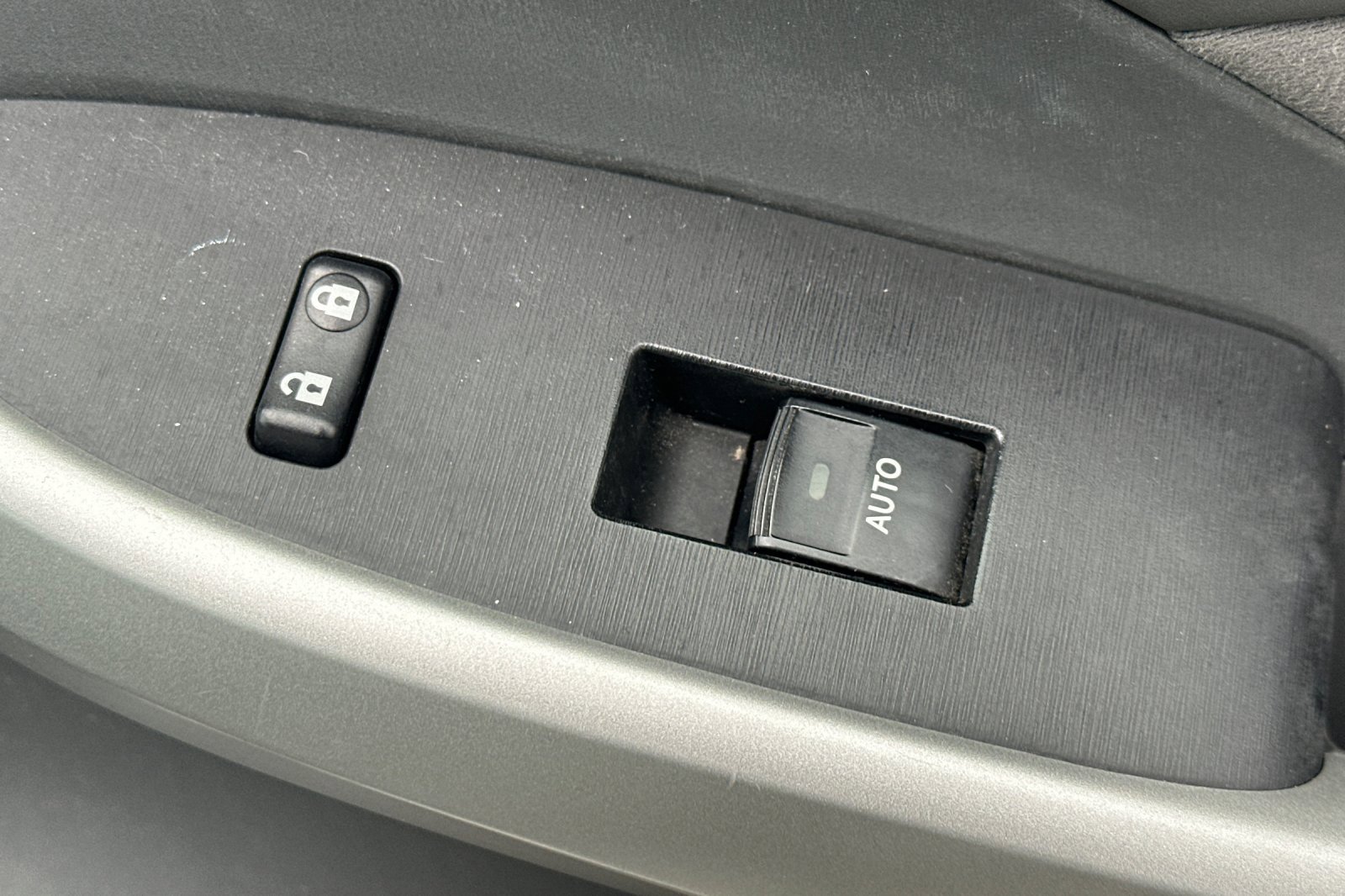 Used 2010 Toyota Prius Two image 21