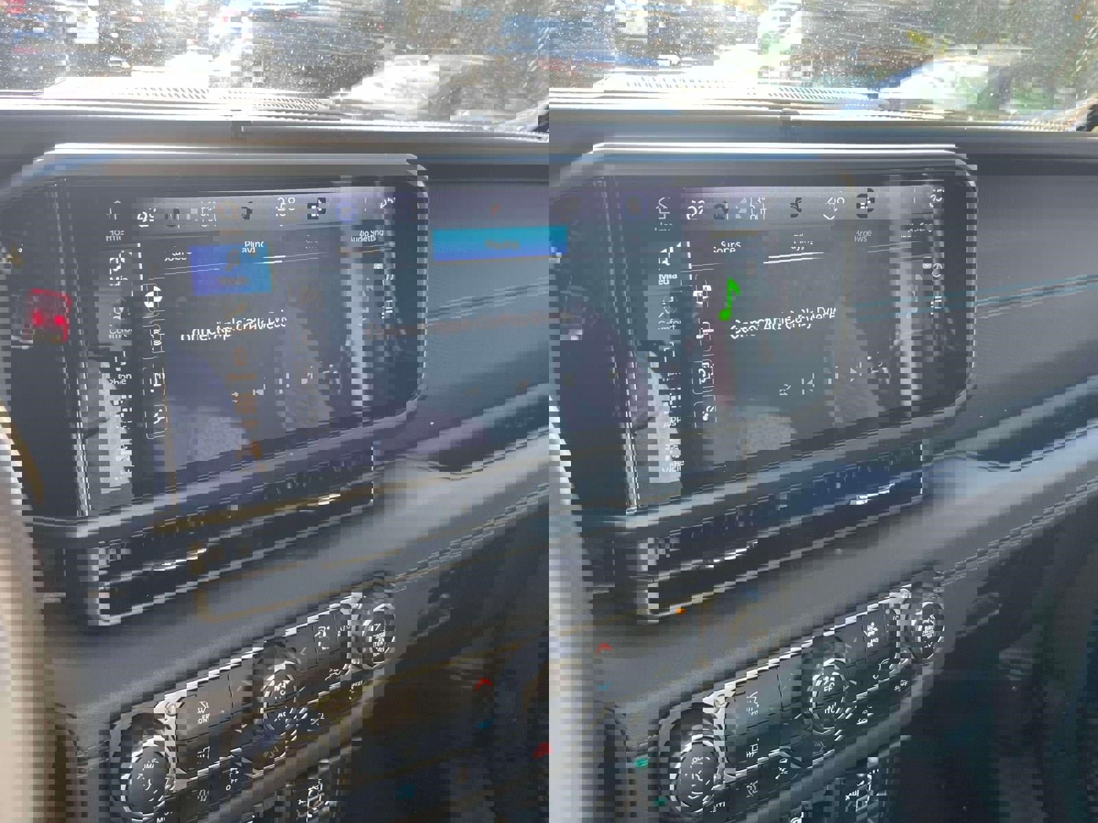 Used 2024 Jeep Wrangler Unlimited Rubicon 4xe image 27