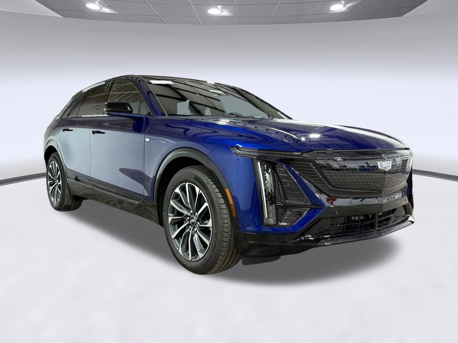 New 2026 Cadillac Lyriq Sport AWD/4WD image 7