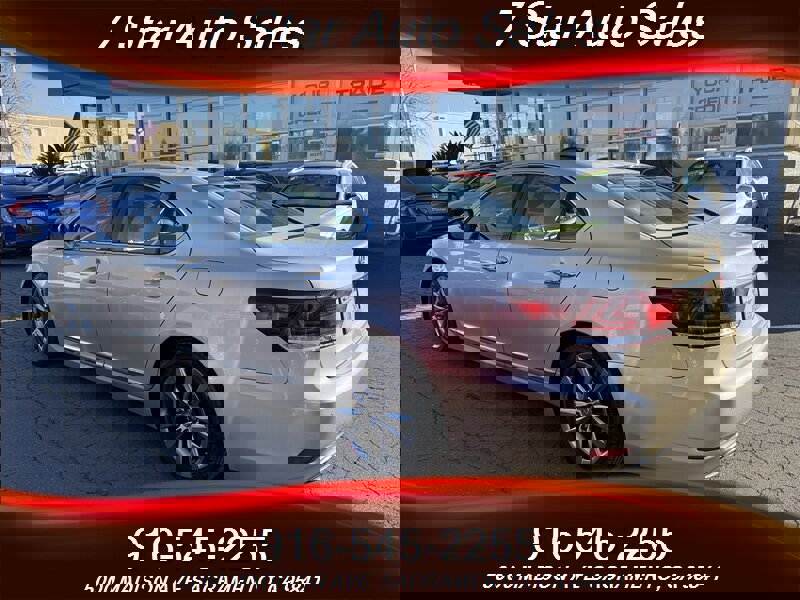 Used 2016 Lexus LS 460 w/ Comfort Package image 4