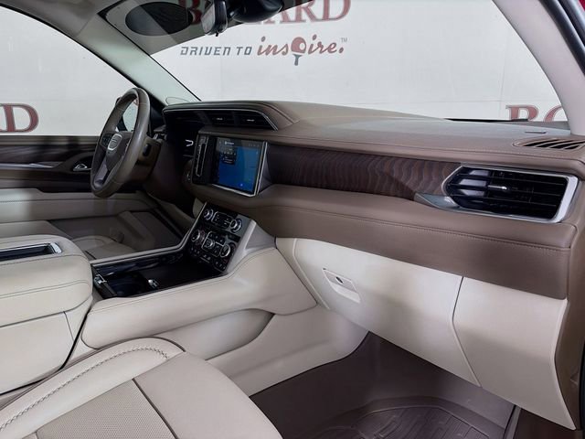Used 2023 GMC Yukon Denali w/ Advanced Technology Package AWD/4WD image 37