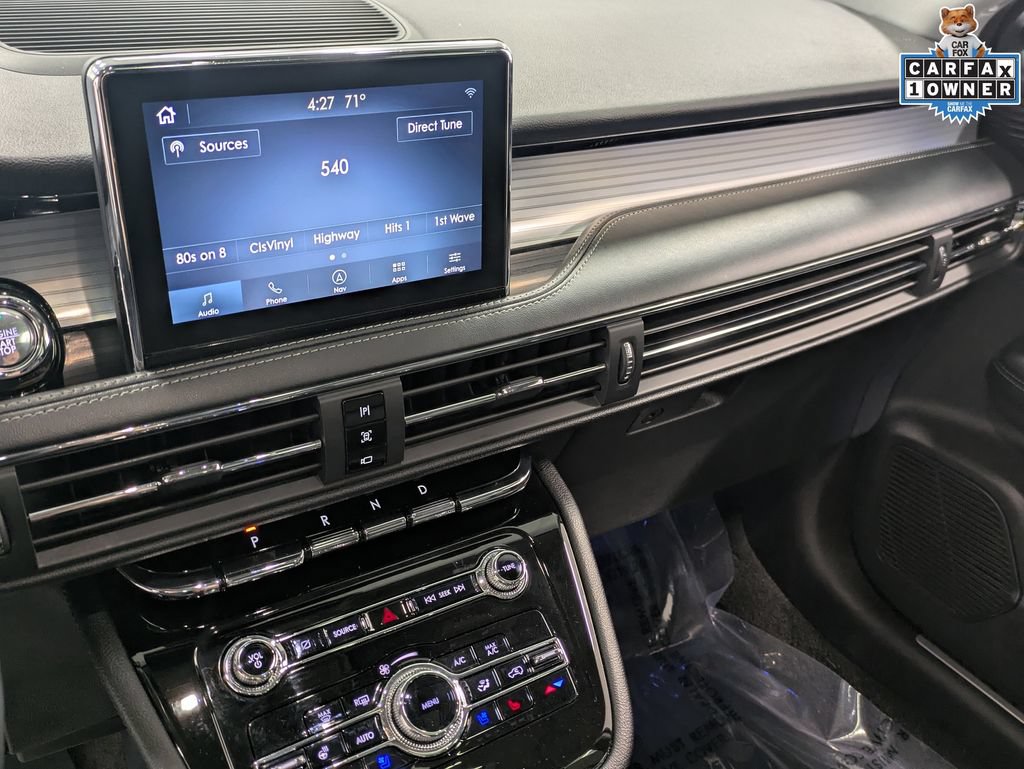 Used 2022 Lincoln Corsair AWD w/ Premium Package image 14
