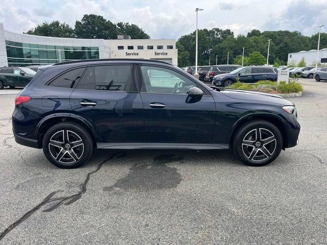 Used 2023 Mercedes-Benz GLC 300 4MATIC image 2