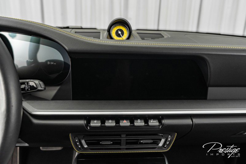 Used 2022 Porsche 911 Turbo image 31