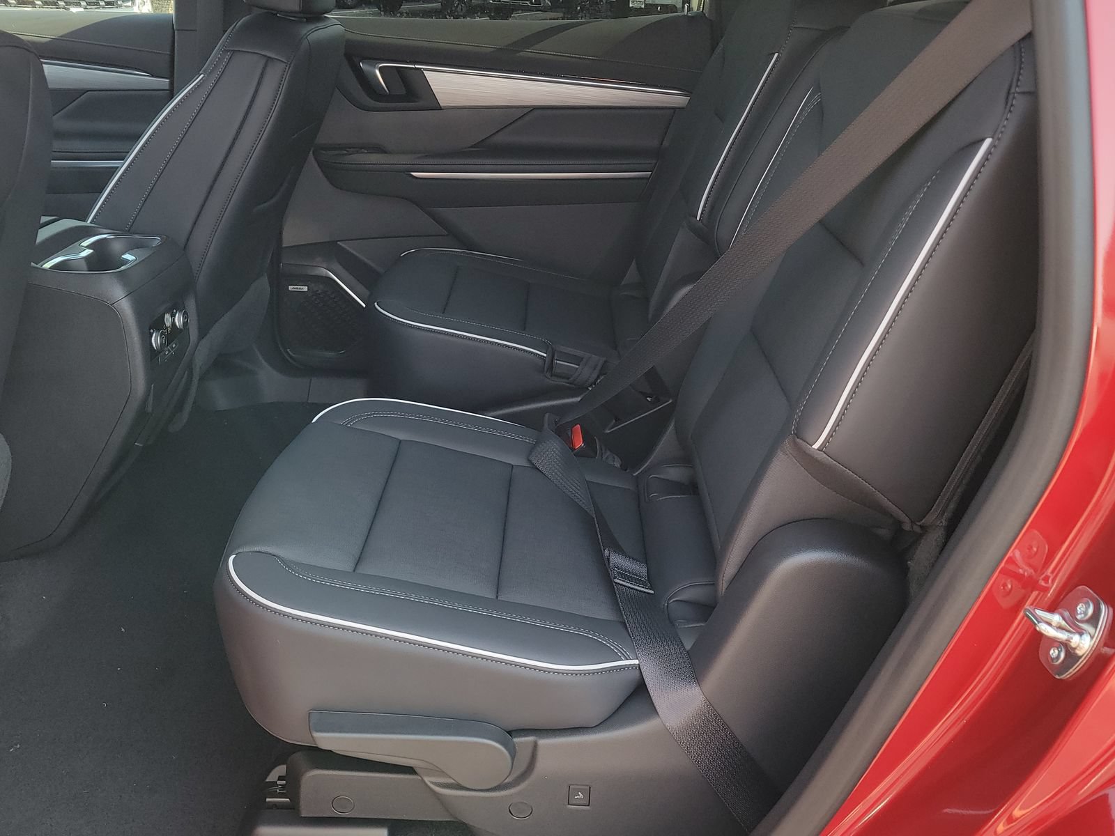 New 2026 Buick Enclave Preferred w/ Power Package AWD/4WD image 7