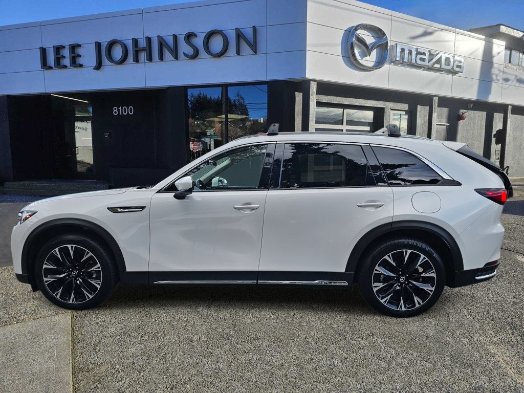 Certified 2024 MAZDA CX-90 Plug-In Hybrid w/ Premium Pkg AWD/4WD image 2
