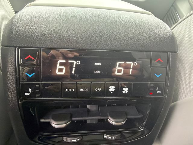Used 2023 Jeep Grand Cherokee Summit AWD/4WD image 19