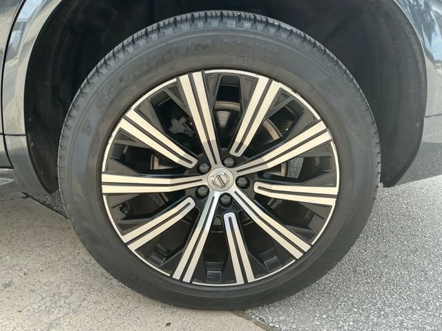 Certified 2022 Volvo XC90 T6 Inscription AWD/4WD image 9