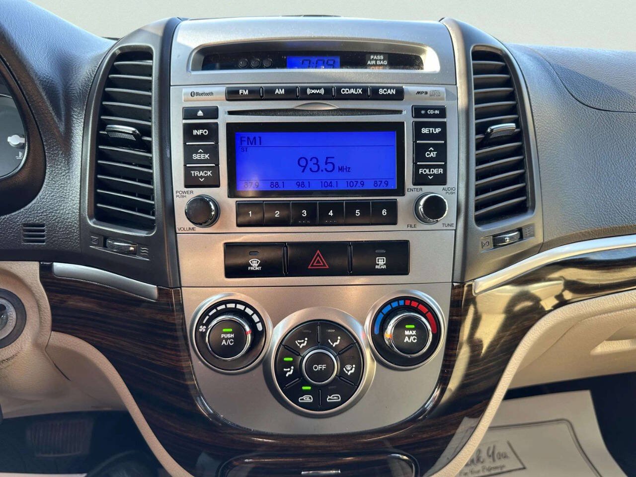 Used 2011 Hyundai Santa Fe GLS FWD image 28