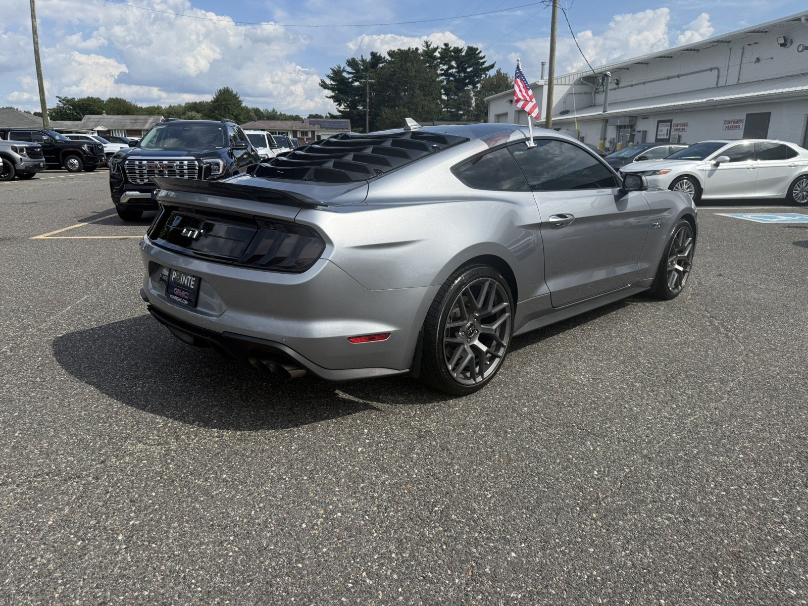 Used 2021 Ford Mustang GT Premium w/ Equipment Group 401A RWD image 27