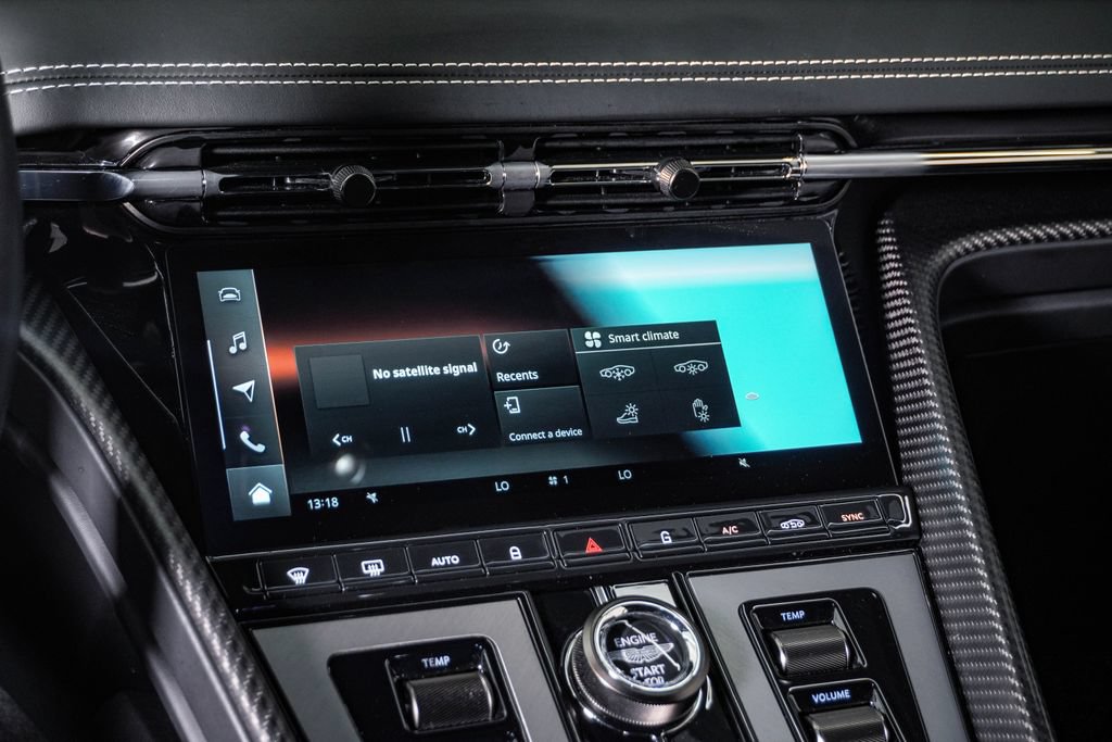 Used 2024 Aston Martin DB12 Coupe RWD image 28