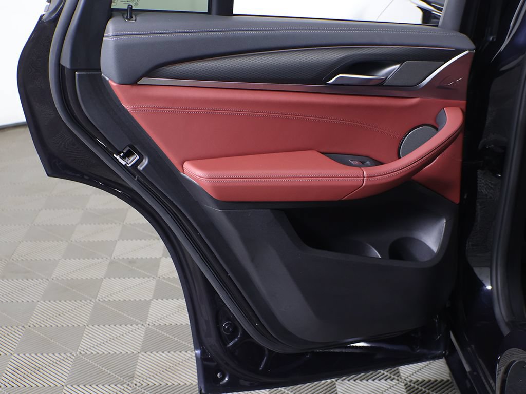 Used 2022 BMW X4 M40i AWD/4WD image 29