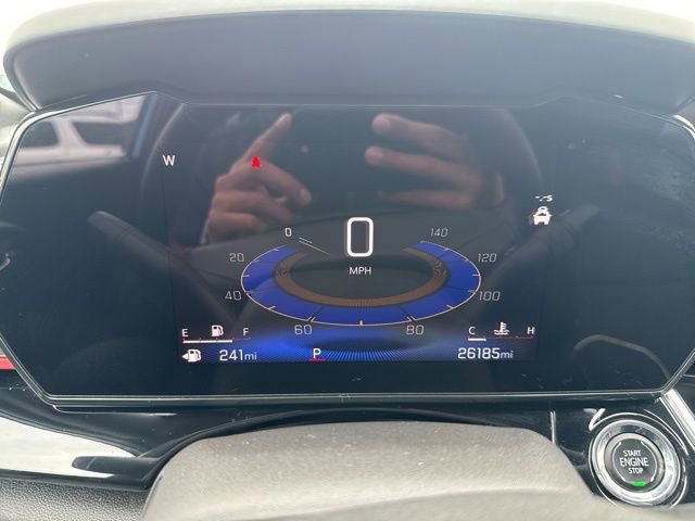 Used 2024 Chevrolet Trax RS w/ Sunroof Package image 26