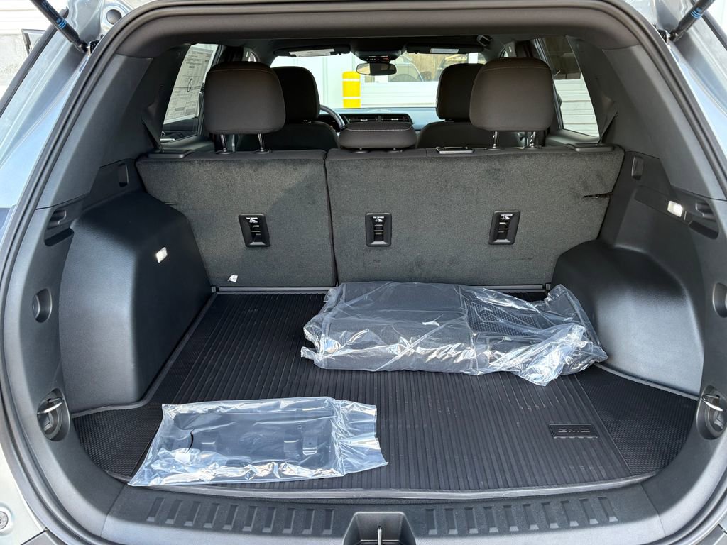 New 2026 GMC Terrain Elevation w/ LPO, Floor Liner Package image 29