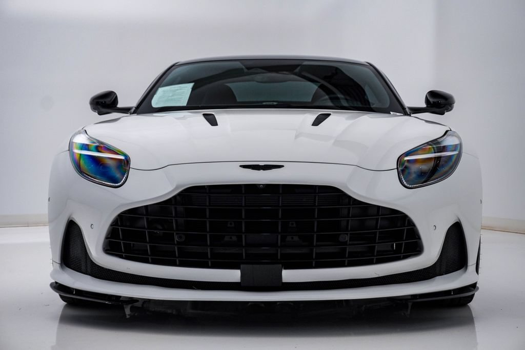 Used 2024 Aston Martin DB12 Coupe RWD image 5