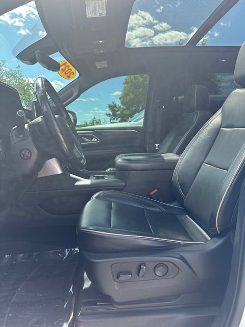 Used 2021 Chevrolet Suburban Premier w/ Premium Package AWD/4WD image 36