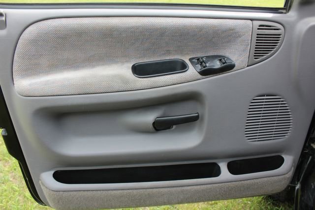 Used 1995 Dodge Ram 2500 Truck 4x4 Regular Cab image 28