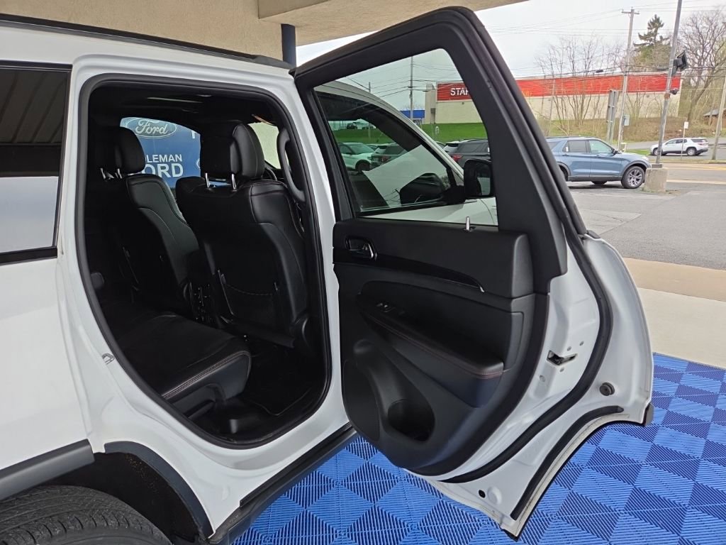 Used 2020 Jeep Grand Cherokee Trailhawk image 37