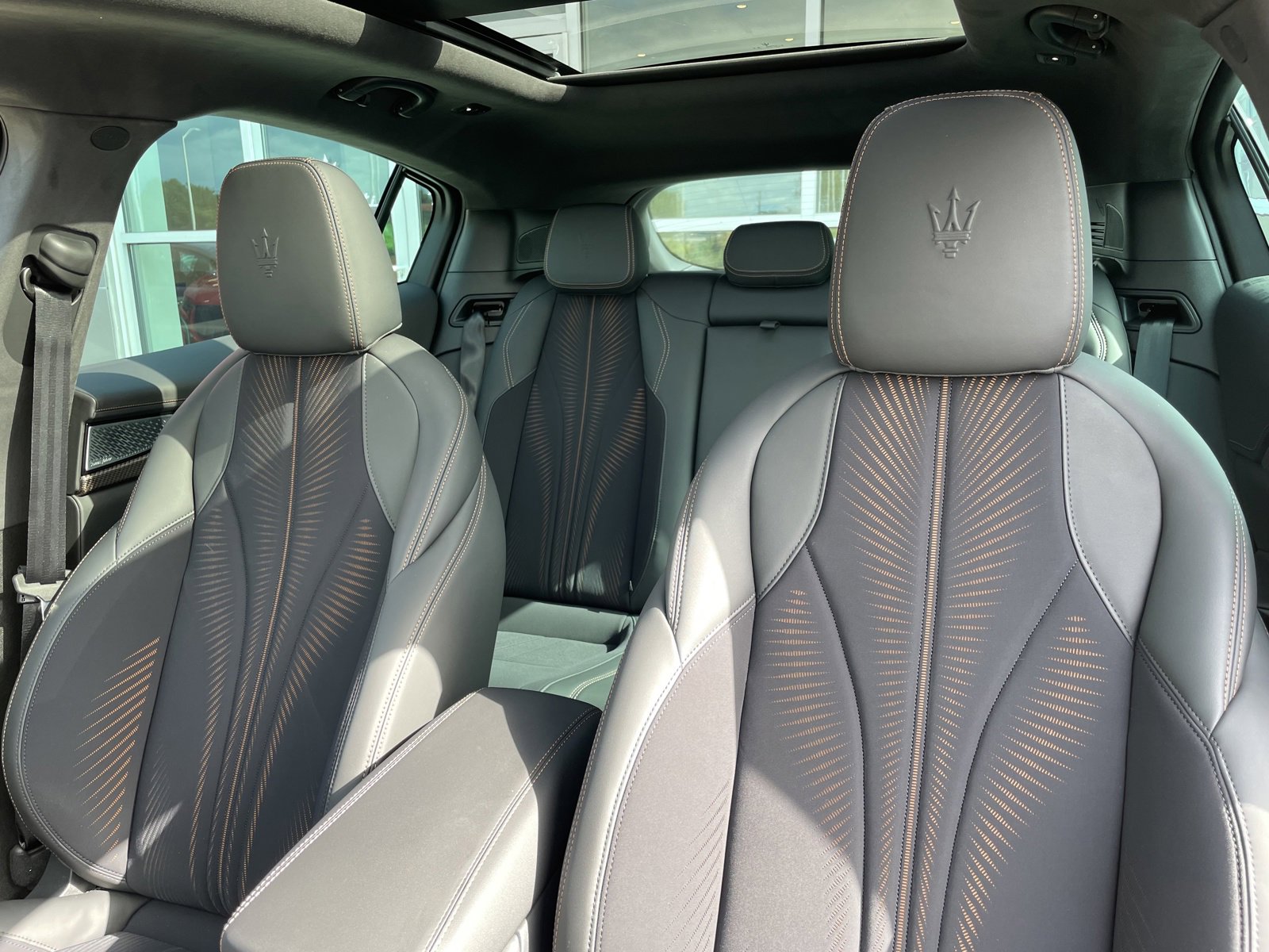 New 2025 Maserati Grecale Folgore image 18