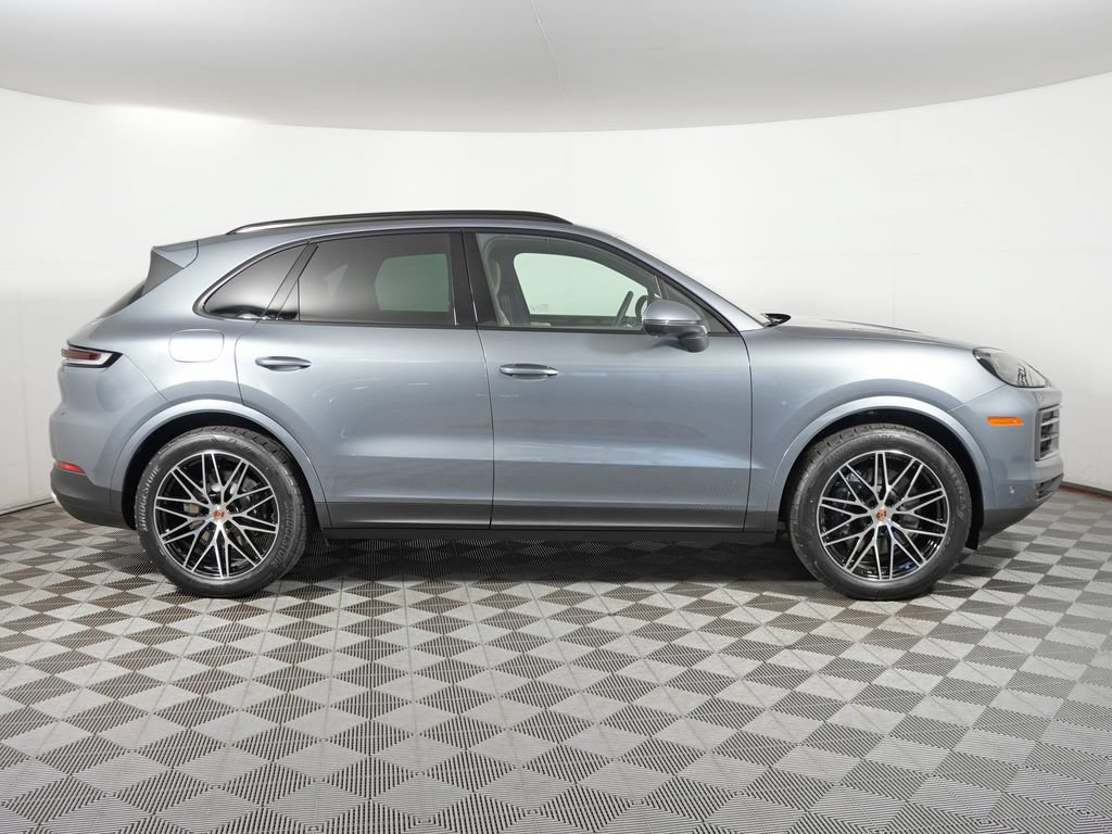 New 2026 Porsche Cayenne AWD/4WD image 8