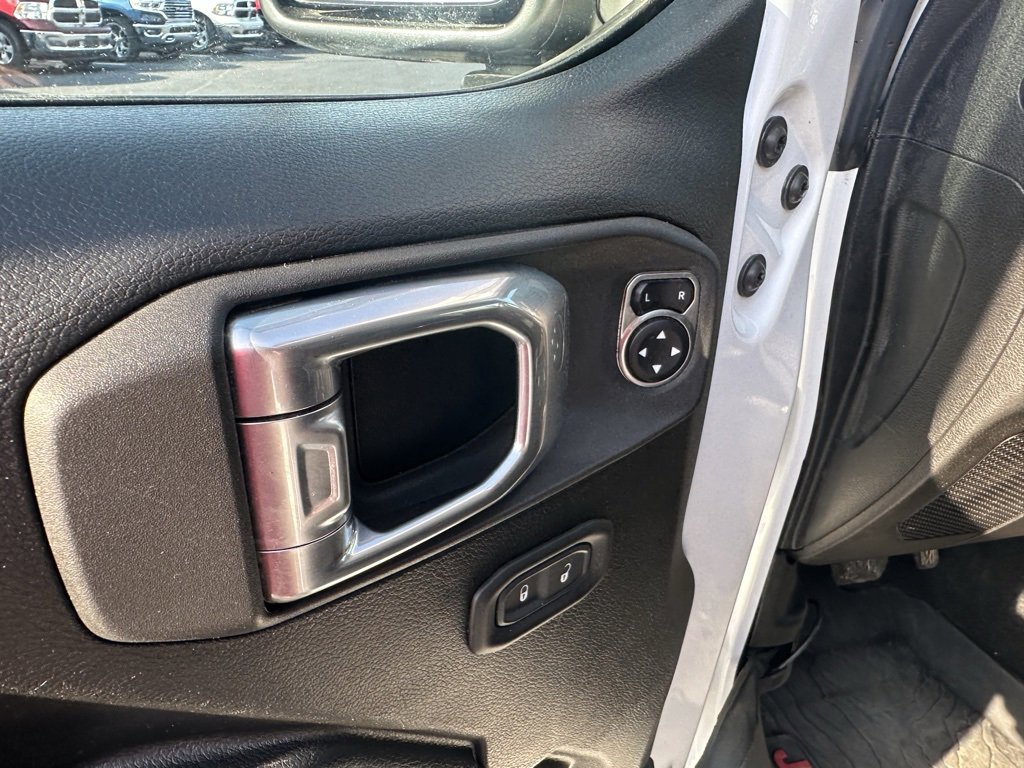 Used 2021 Jeep Wrangler Sport S image 4