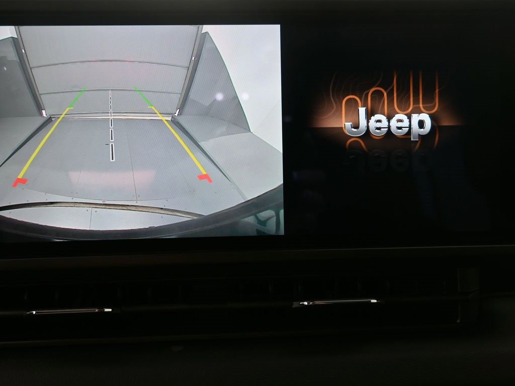 Used 2024 Jeep Wrangler Unlimited Sahara w/ Safety Group image 21