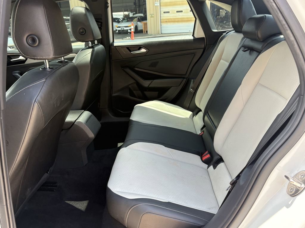 Used 2019 Volkswagen Jetta R-Line FWD image 21