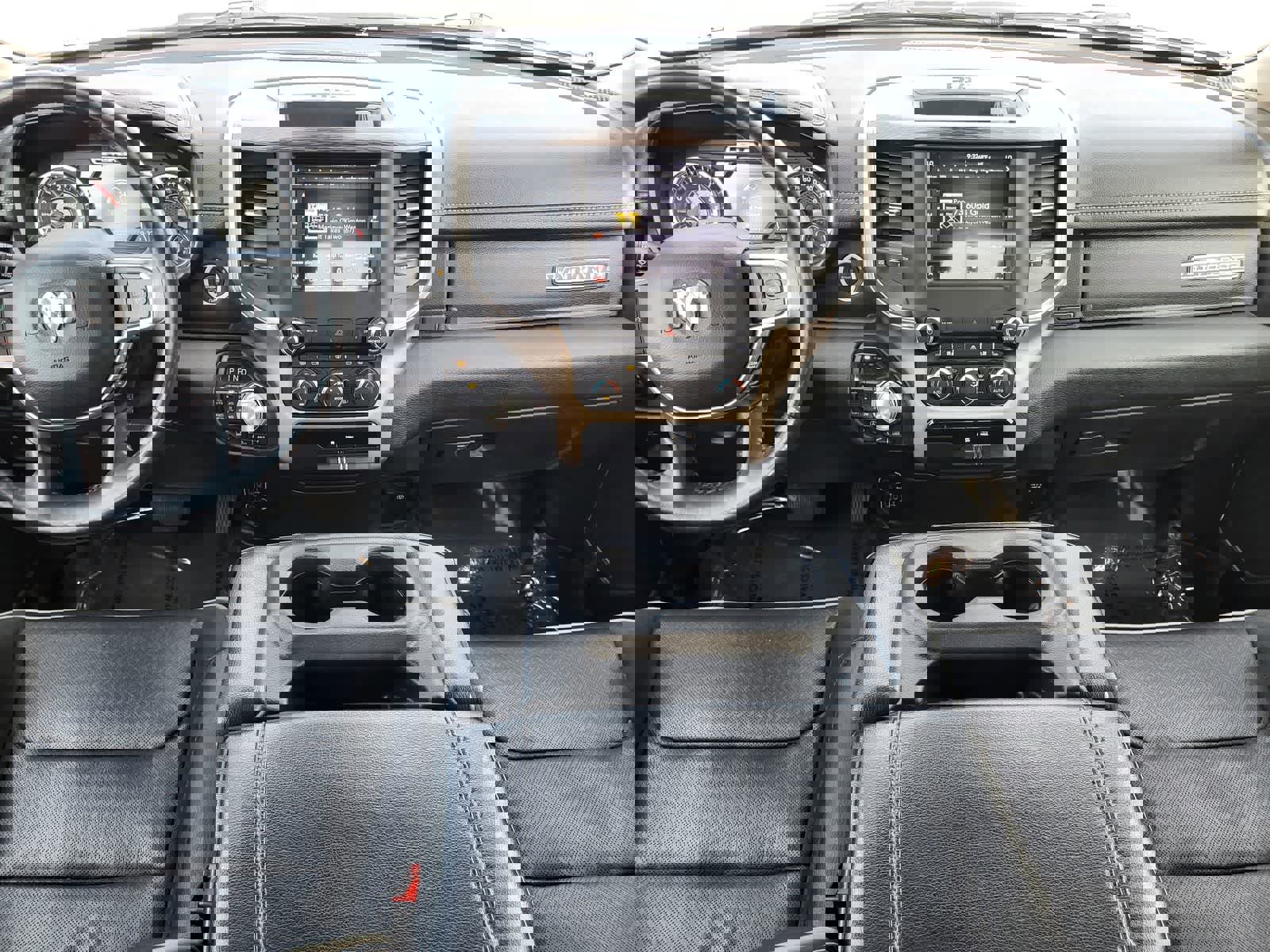 Used 2020 RAM 1500 Laramie w/ Off Road Group image 26