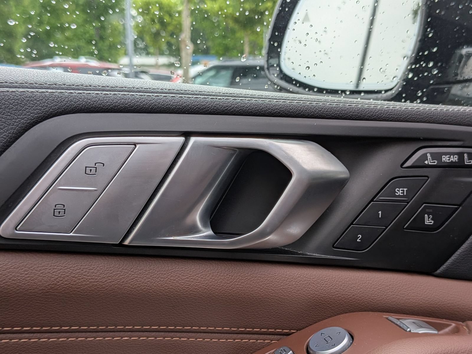 Used 2022 BMW X7 xDrive40i w/ Premium Package AWD/4WD image 13
