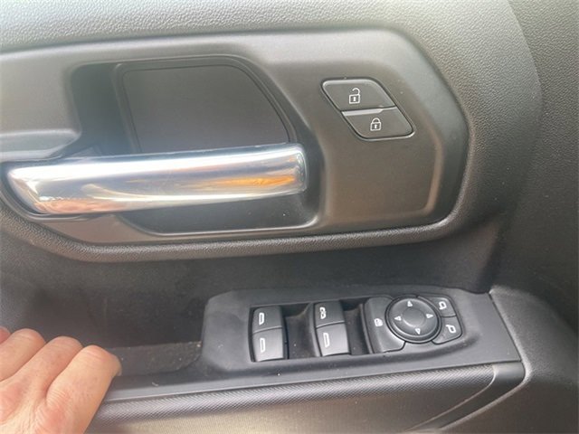 Used 2023 GMC Sierra 2500 Pro w/ Convenience Package image 8