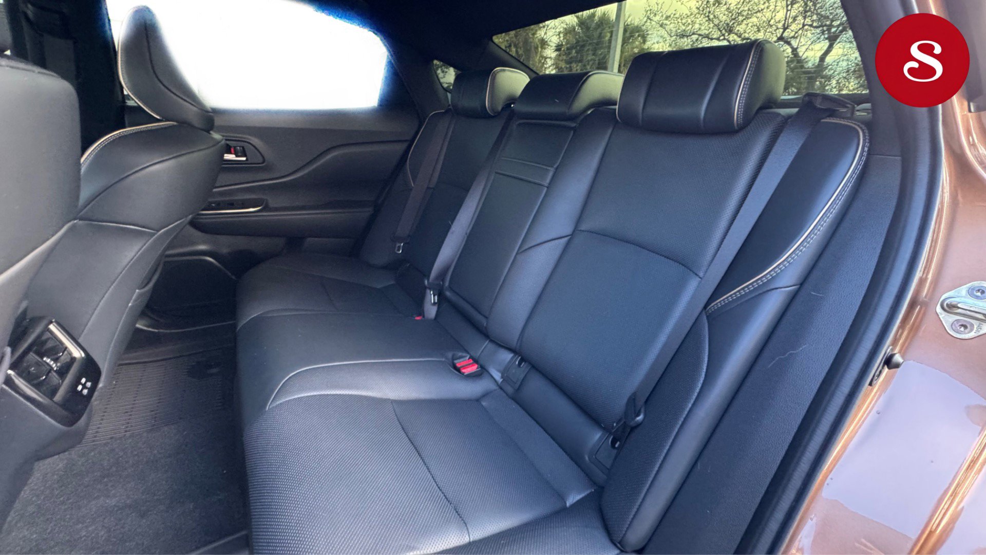 Used 2025 Toyota Crown Platinum image 16