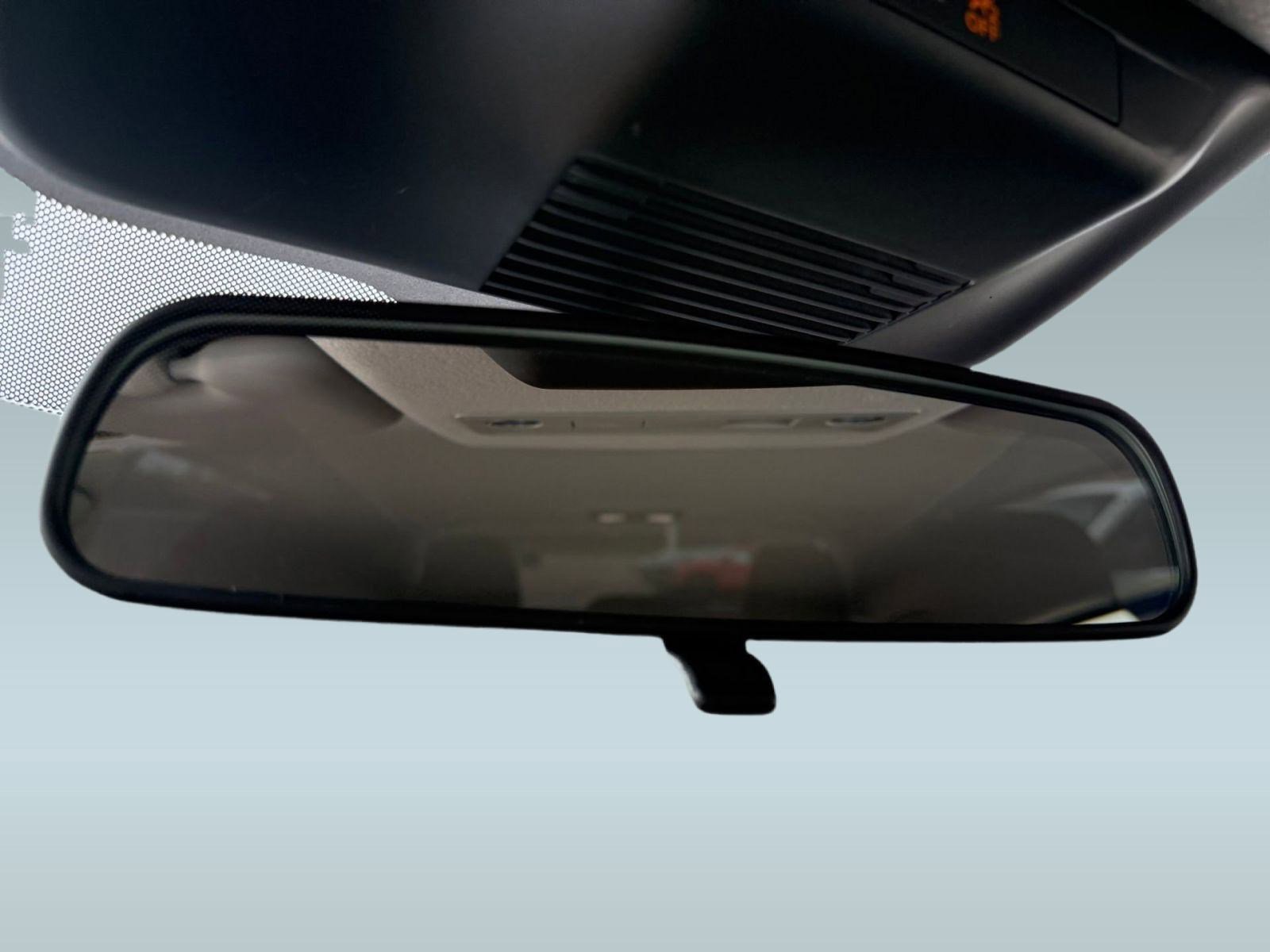 New 2026 Nissan Kicks SV image 29