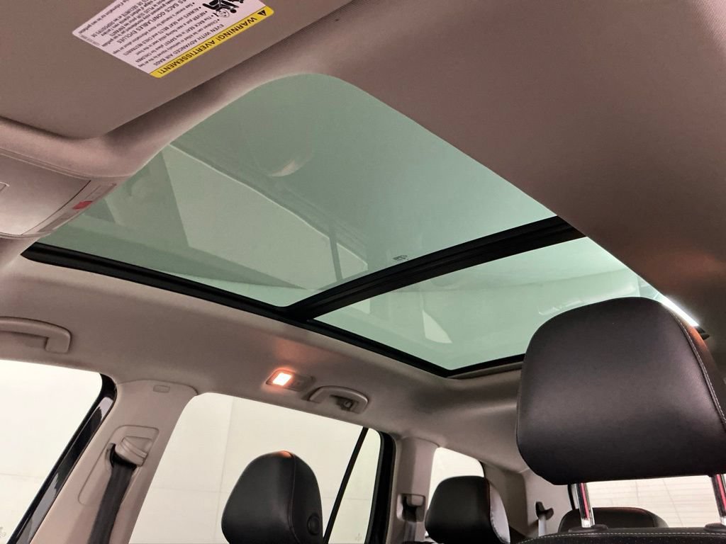 Used 2019 Volkswagen Atlas SEL FWD image 23