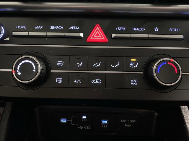 Certified 2025 Hyundai Tucson SE image 17