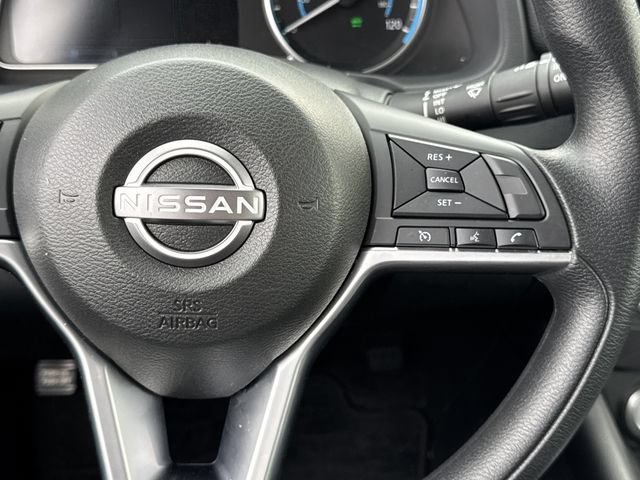 Certified 2025 Nissan Leaf S FWD image 17