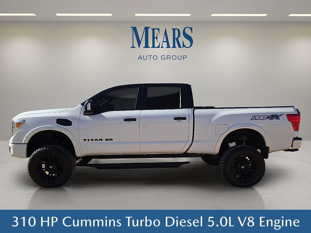 Used 2019 Nissan Titan PRO-4X w/ Pro-4x Convenience Package image 3