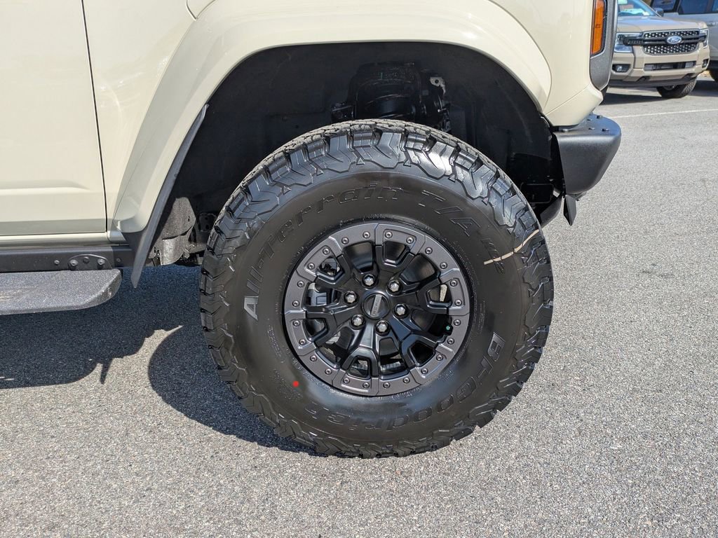 New 2025 Ford Bronco Raptor image 11