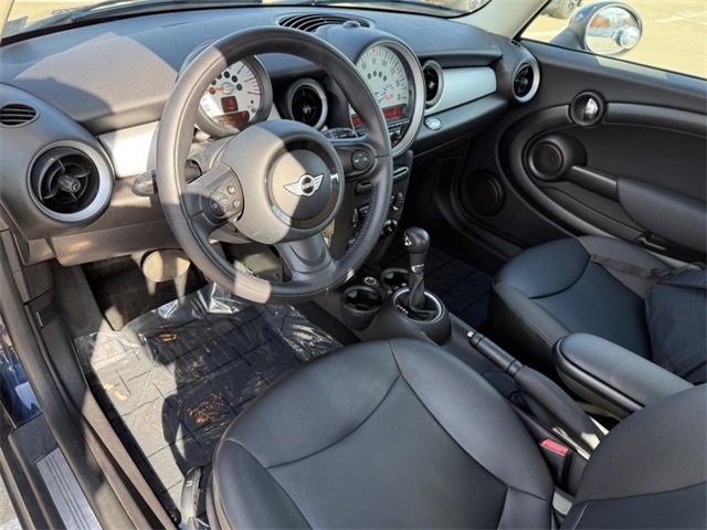 Used 2013 MINI Cooper Hardtop image 12