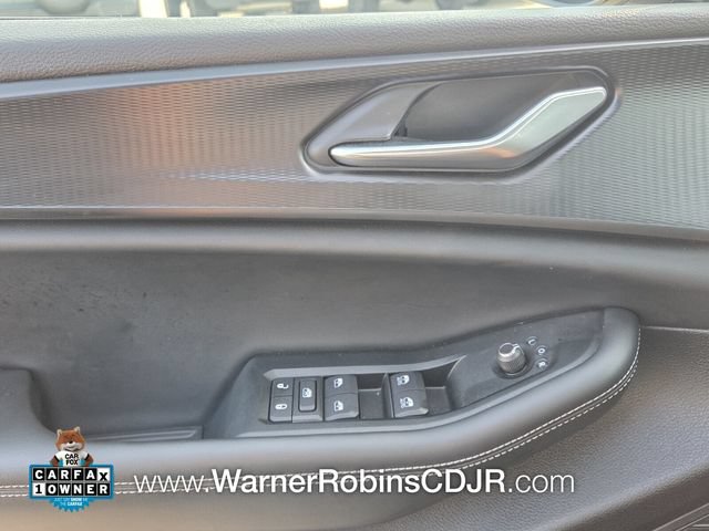 Used 2025 Jeep Grand Cherokee L Altitude AWD/4WD image 32