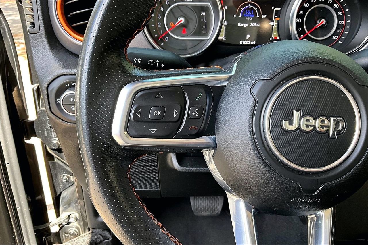 Used 2022 Jeep Gladiator Mojave w/ Trailer Tow Package image 10