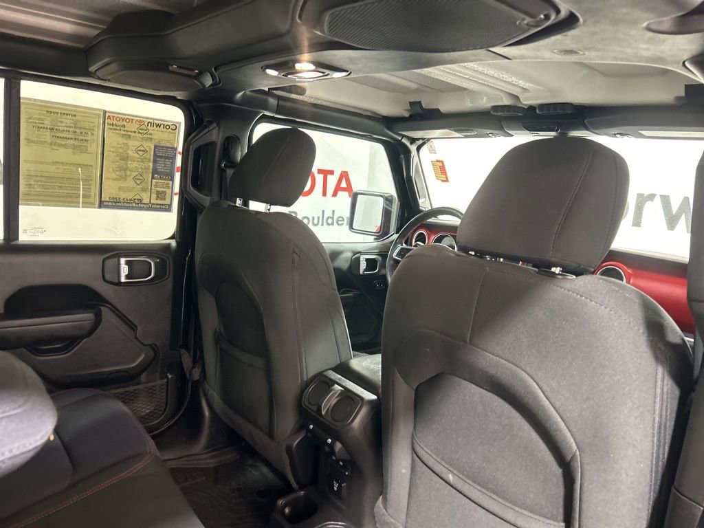 Used 2023 Jeep Wrangler Unlimited Rubicon w/ Cold Weather Group image 15