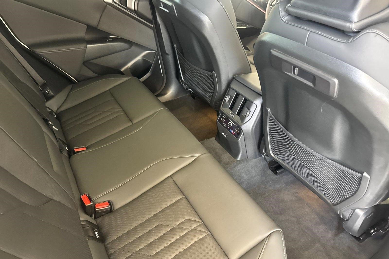 Used 2026 BMW X3 xDrive30i w/ Convenience Package AWD/4WD image 29