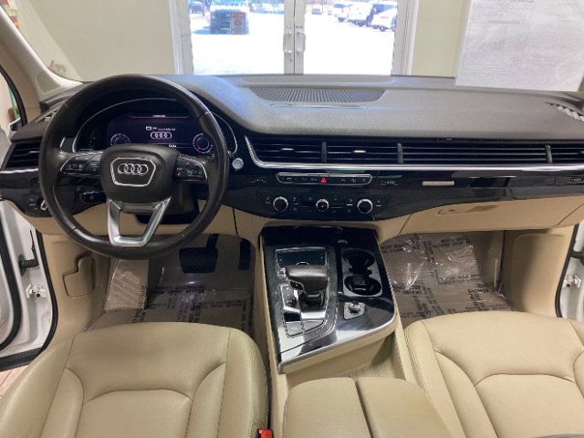 Used 2019 Audi Q7 3.0T Premium Plus w/ Premium Plus Package image 29