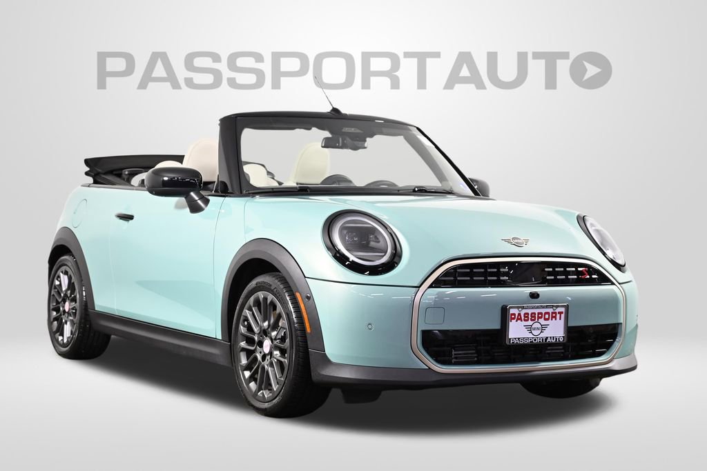 Used 2025 MINI Cooper S FWD image 3