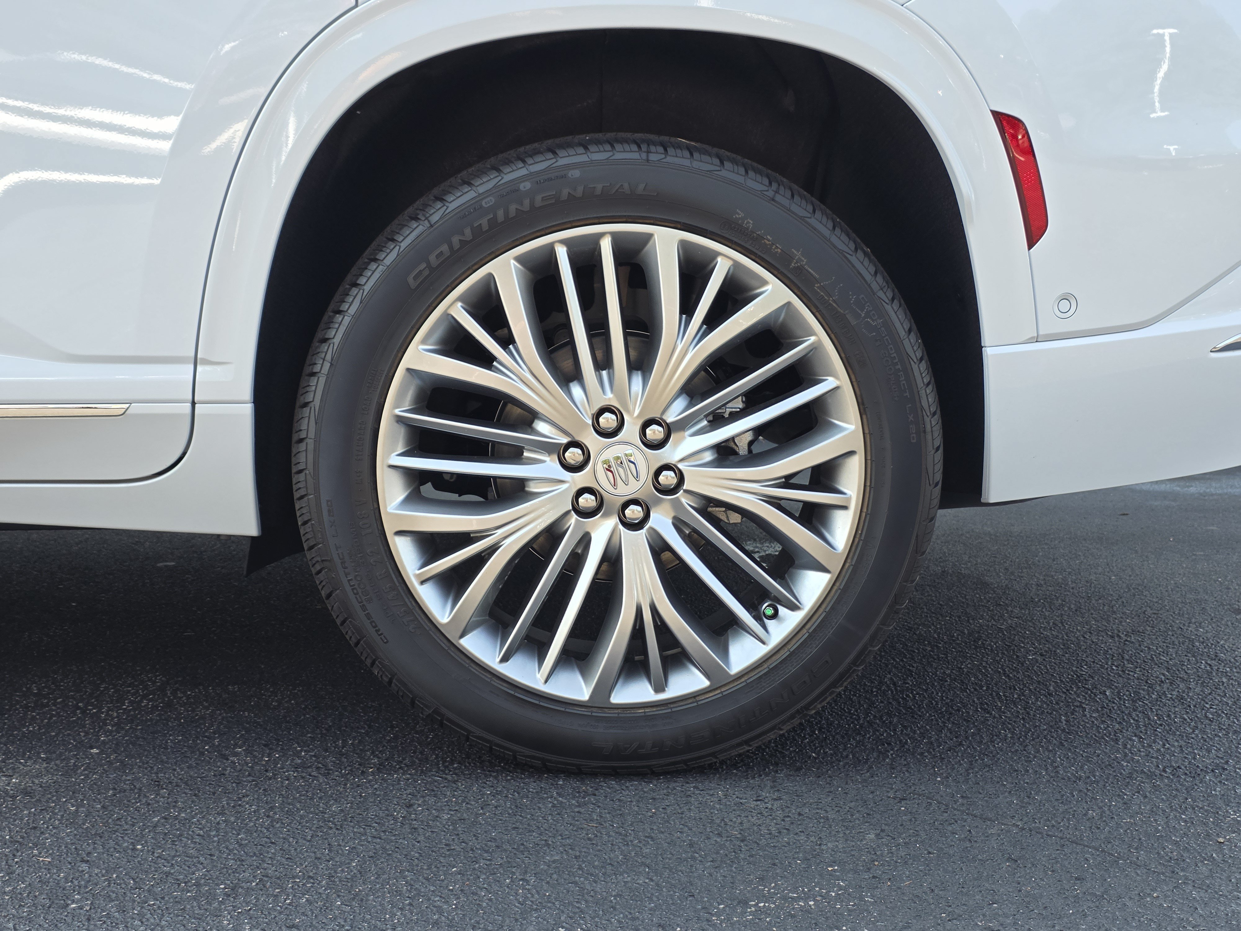 New 2027 Buick Enclave Avenir FWD image 56