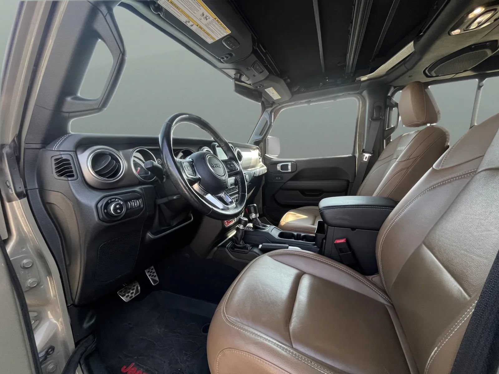 Used 2020 Jeep Gladiator Rubicon AWD/4WD image 12