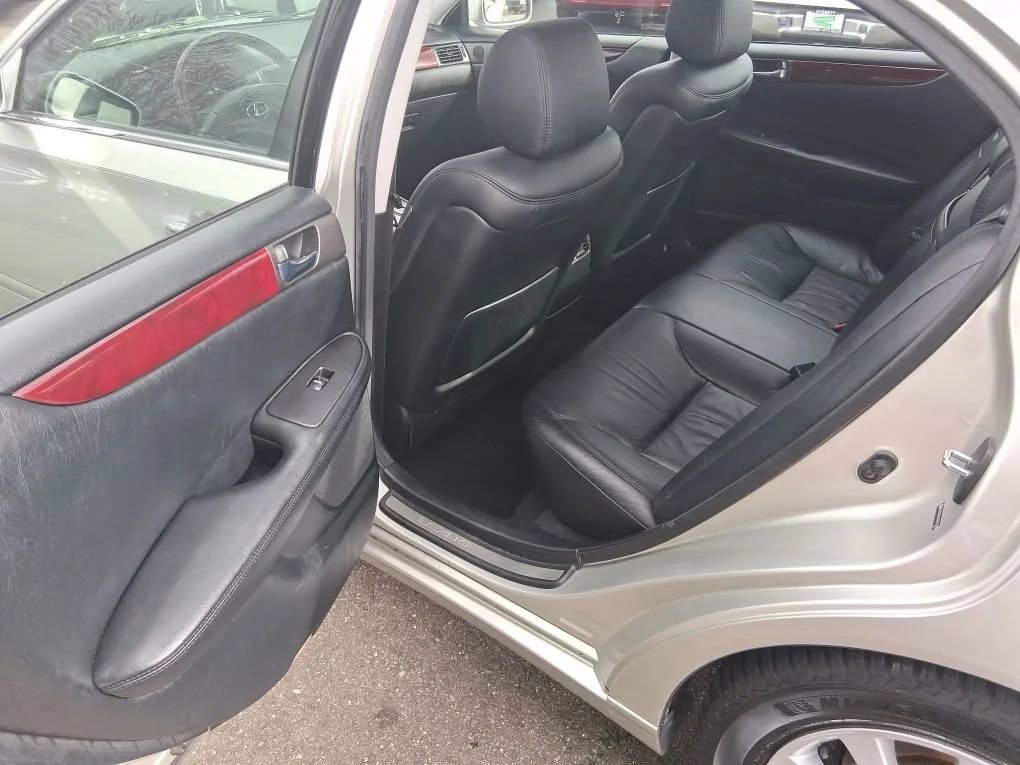 Used 2004 Lexus ES 330 image 11